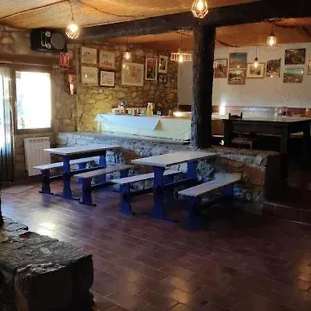 Spacious House In Paules De Sarsa, 1000 M², Pool * Santa Maria Lanuez